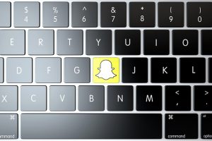 jak założyć grupę na snapie