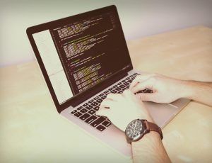 ile zarabia programista java